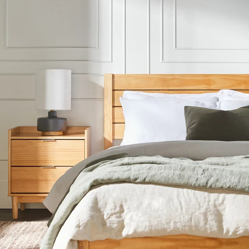 Middlebrook Designs Minimalist Queen Bedframe